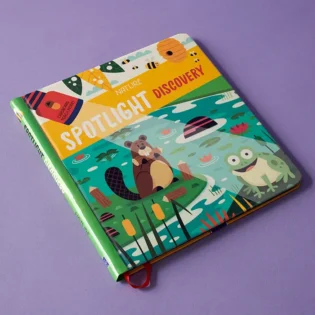 Refurbished Spotlight Discovery Nature – Interactive Wildlife Book with Cardboard Torch