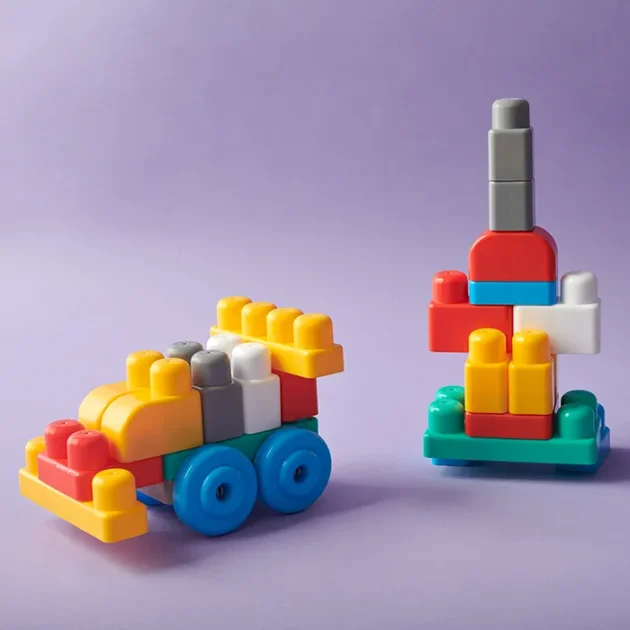 Refurbished Building Block in Trolley (School Bus) - Image 2