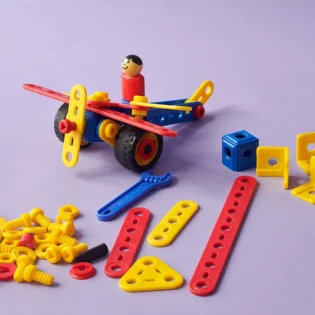Refurbished Mechanix Plastics Planes – Build and Learn Play Kit