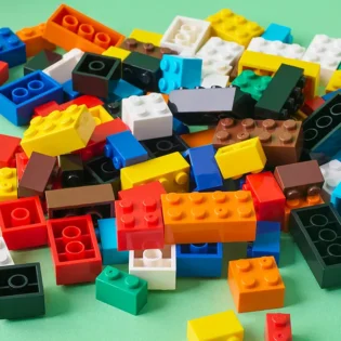 Refurbished Box of Blocks 250 with Plates – AIKO Building Blocks Set