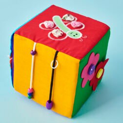 Refurbished Montessori Motor Skills Cube – Sensory & Fine Motor Activity Toy